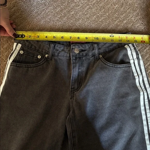 Edikted Jeans - Picture 10 of 10